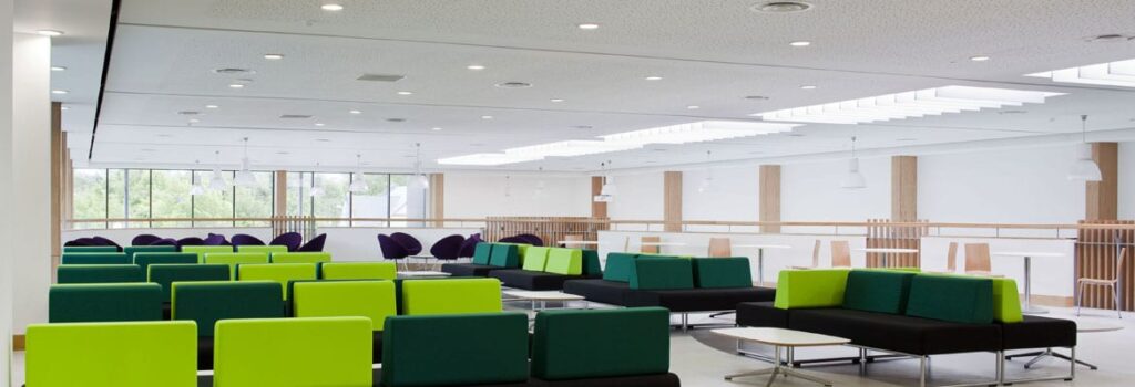 Metalen klimaatplafond