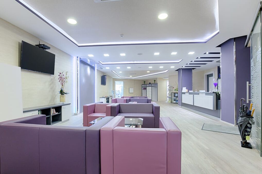 Akoestische Plafondbekleding is relatief goedkoper dan een nieuw plafond