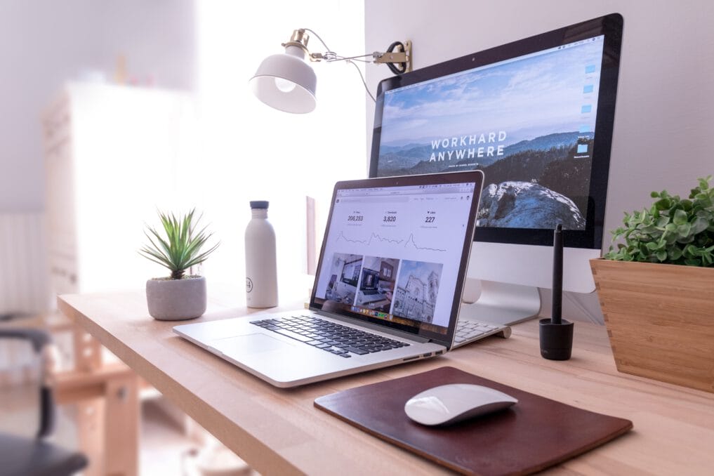 Bureau decoreren met planten
